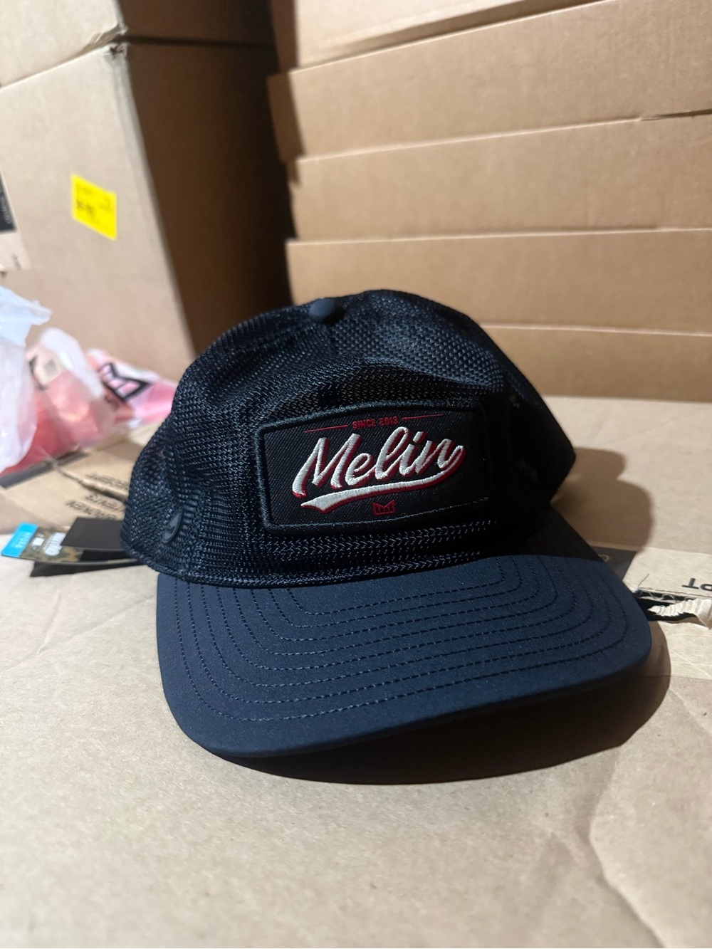 NWT Melin ODYSEA RETRO HYDRO Size Classic